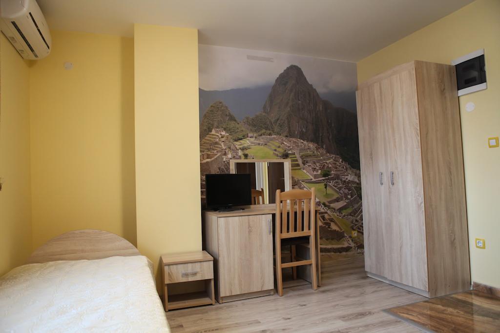 Meatsa Hotel Kŭrdzhali Cameră foto